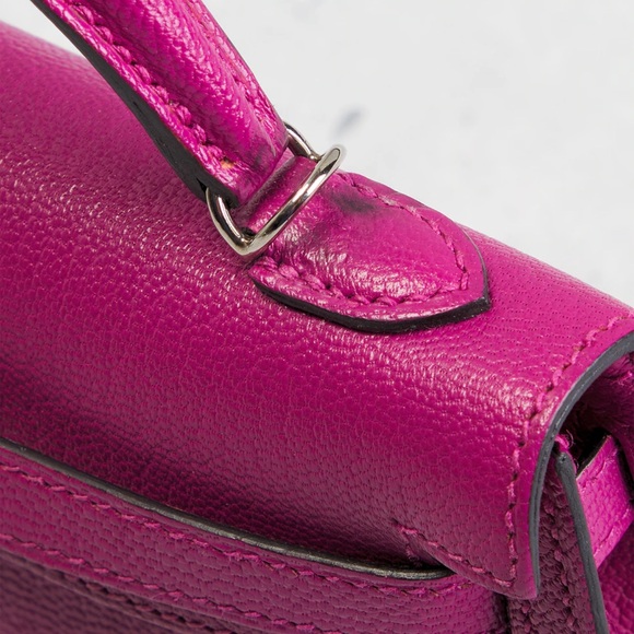 Hermes Chèvre Kelly 20 Handbag - Picture 11 of 11